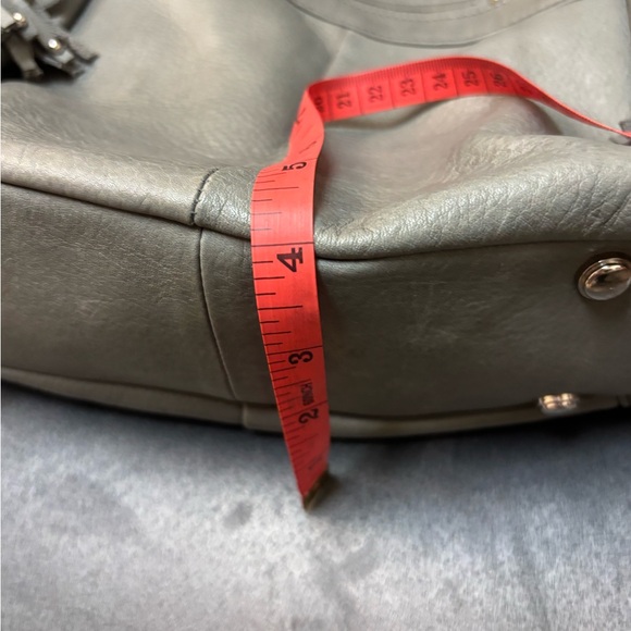 B. Makowsky Gray Leather Shoulder Bag - Picture 6 of 8